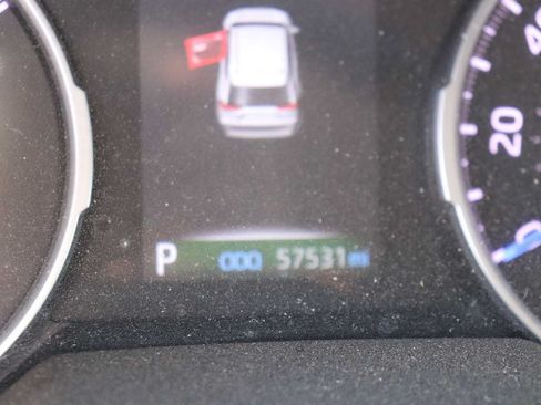 Certified 2021 Toyota RAV4 XLE w/ XLE Grade Weather Package AWD/4WD image 12