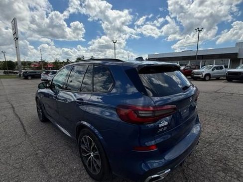 Used 2023 BMW X5 xDrive45e w/ Executive Package AWD/4WD image 2