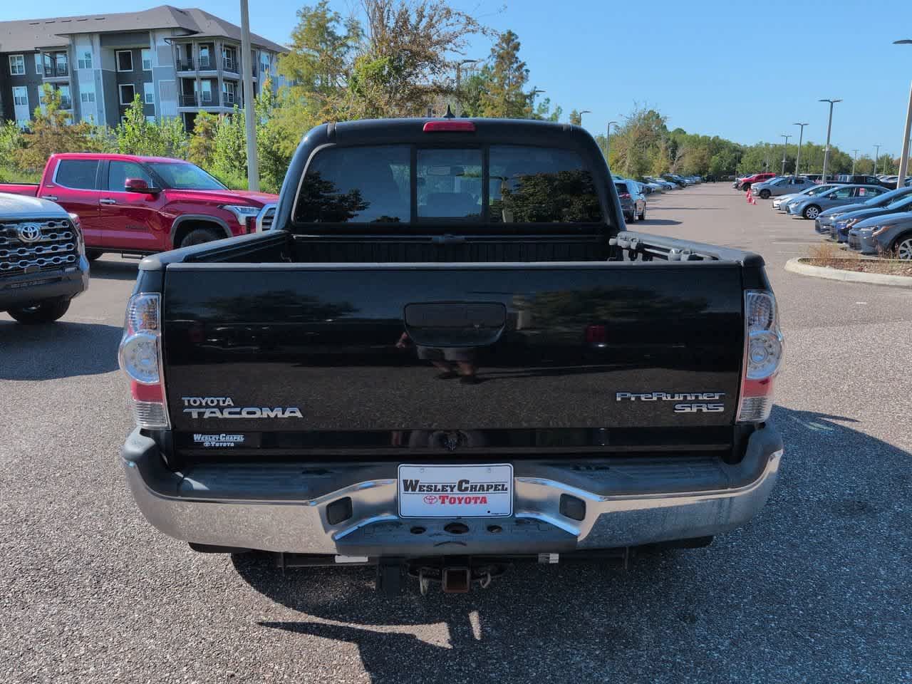 Used 2015 Toyota Tacoma PreRunner w/ SR5 Package RWD image 5