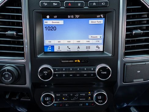Used 2019 Ford Expedition Platinum AWD/4WD image 20