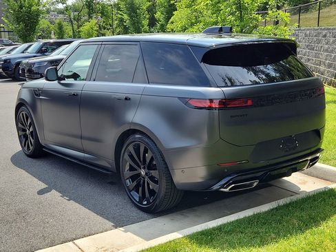 Used 2024 Land Rover Range Rover Sport Dynamic SE AWD/4WD image 12