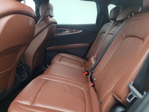 Used 2016 Lincoln MKX Reserve w/ Technology Package image 18