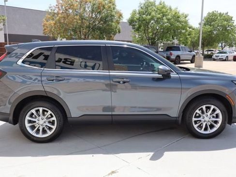Used 2024 Honda CR-V EX image 5