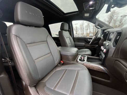 Used 2023 GMC Sierra 2500 Denali w/ Denali Ultimate Package image 29