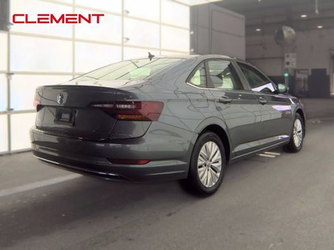 Used 2019 Volkswagen Jetta SE FWD image 6