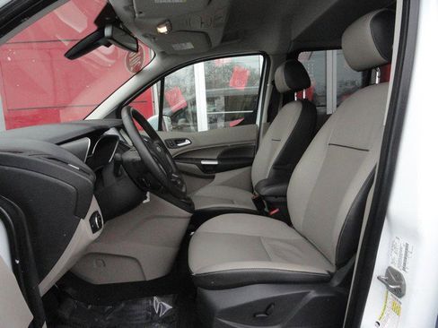 Used 2016 Ford Transit Connect Titanium image 10