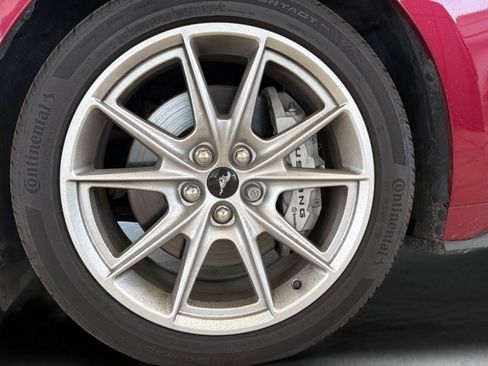 Used 2025 Ford Mustang GT Premium RWD image 14