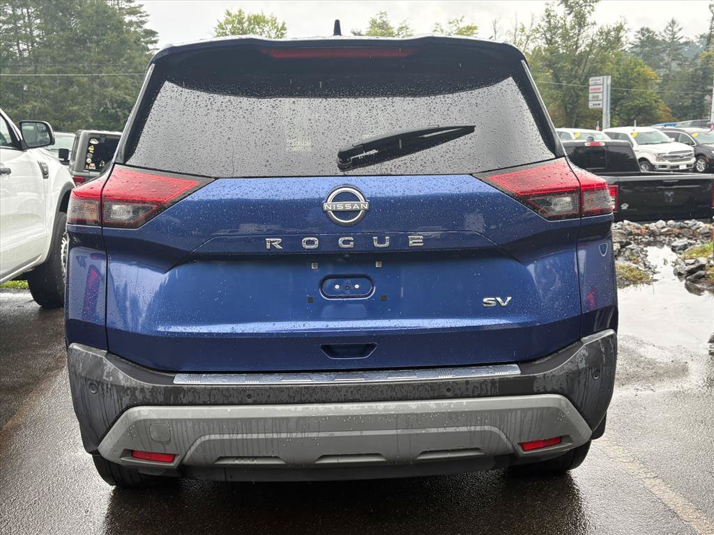 Used 2022 Nissan Rogue SV FWD image 7