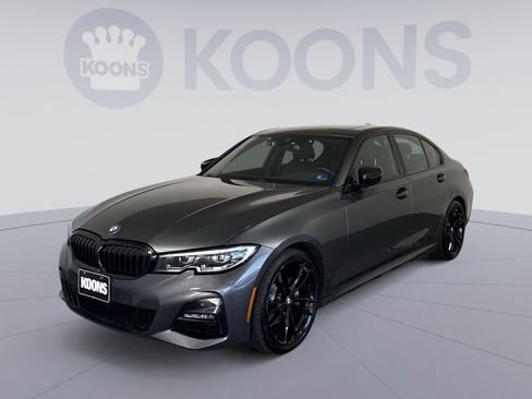 Used 2021 BMW 330i xDrive Sedan w/ M Sport Package AWD/4WD image 1