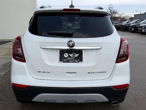 Used 2018 Buick Encore Preferred image 4