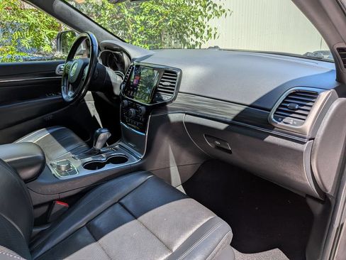 Used 2021 Jeep Grand Cherokee Limited w/ Luxury Group II AWD/4WD image 51