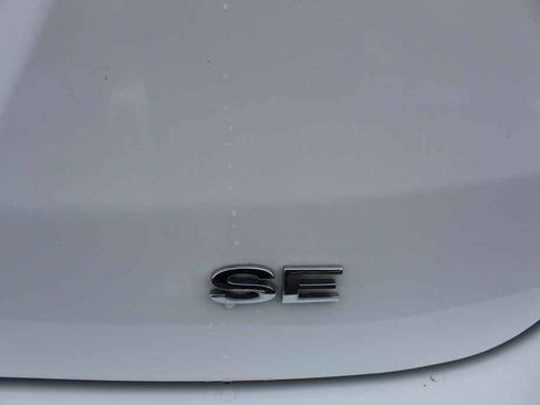 Used 2018 Ford Focus SE image 7