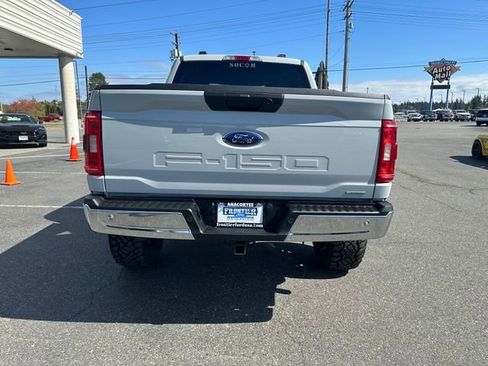 Used 2023 Ford F150 XLT w/ Trailer Tow Package image 4