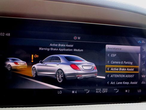 Used 2018 Mercedes-Benz S 560 4MATIC Sedan image 25