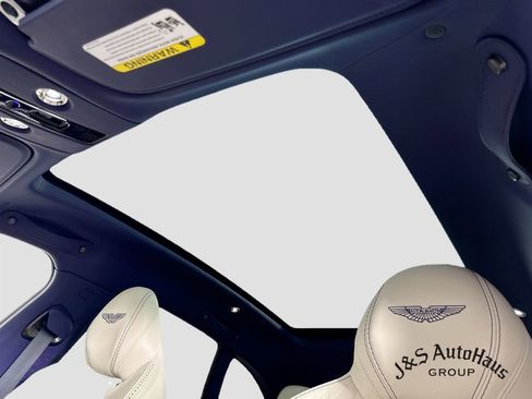 Used 2023 Aston Martin DBX AWD/4WD image 16