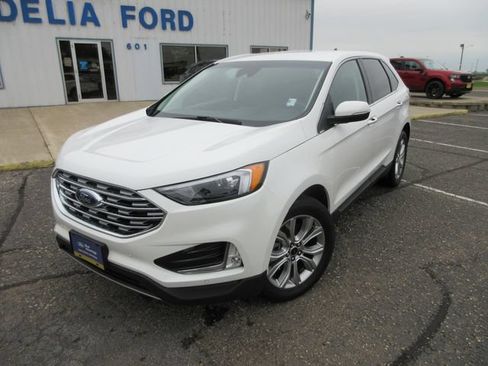 Certified 2023 Ford Edge Titanium AWD/4WD image 3
