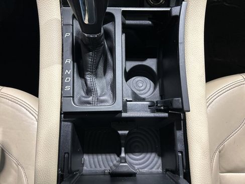 Used 2017 Ford Taurus SEL w/ Equipment Group 201A image 33