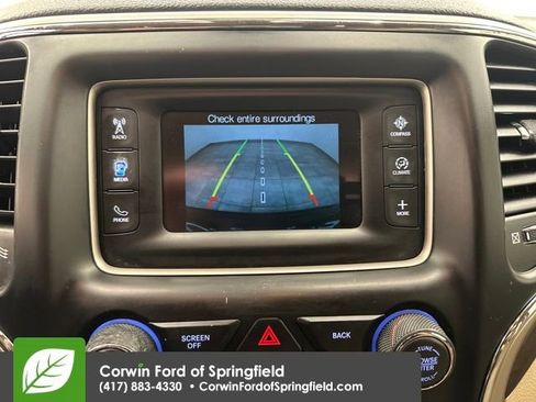 Used 2017 Jeep Grand Cherokee Laredo image 33