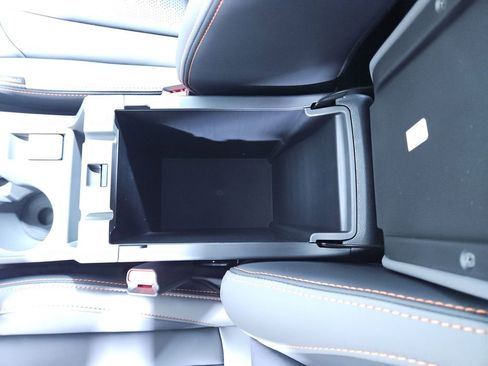 New 2025 Subaru Crosstrek 2.5i Limited w/ Crosstrek Mirror Package image 25