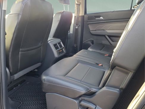 Used 2023 Volkswagen Atlas SE image 10