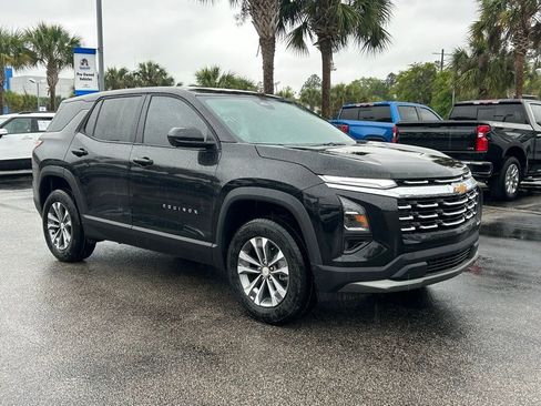New 2026 Chevrolet Equinox LT w/ Convenience Package II FWD image 9