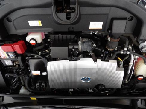 Used 2016 Toyota Prius image 29