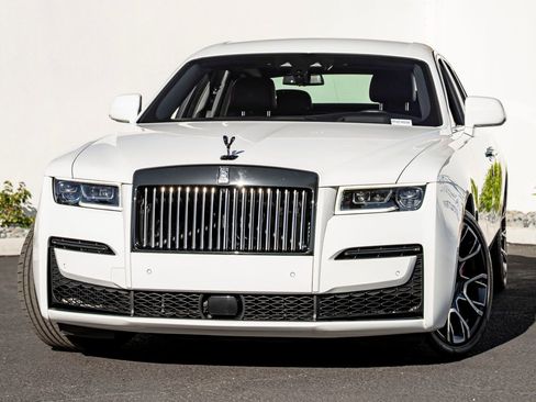 Certified 2023 Rolls-Royce Ghost Black Badge w/ Black Badge Ghost Package AWD/4WD image 1