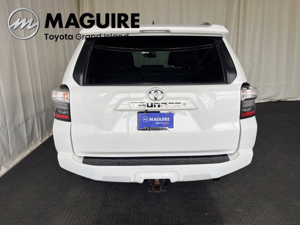 Used 2018 Toyota 4Runner SR5 Premium AWD/4WD image 31