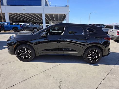 Certified 2023 Chevrolet Blazer RS w/ Driver Confidence II Package image 3