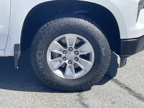 Used 2023 Chevrolet Silverado 1500 W/T w/ WT Value Package image 11