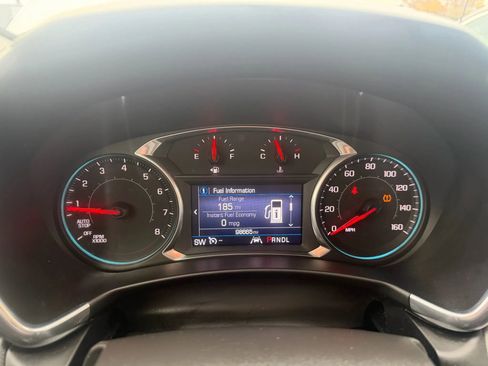 Used 2020 Chevrolet Equinox LT image 17