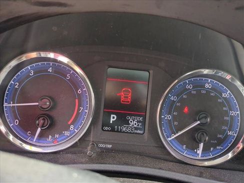 Certified 2018 Toyota Corolla LE FWD image 14