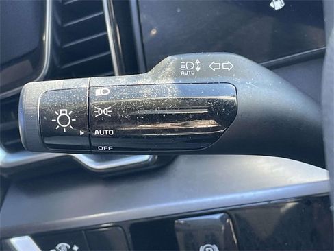 Certified 2024 Kia Sportage EX image 33