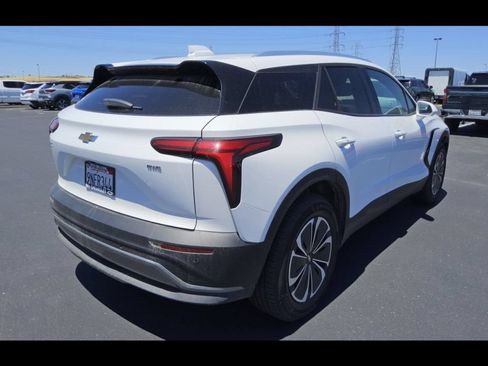 Used 2024 Chevrolet Blazer EV LT AWD/4WD image 4