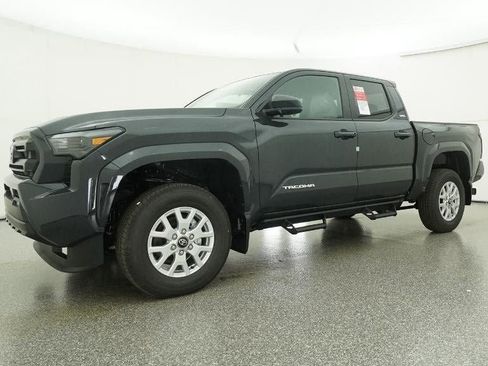 New 2026 Toyota Tacoma SR5 image 17