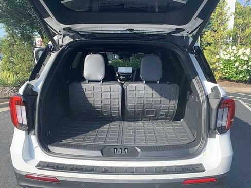 Used 2025 Ford Explorer ST w/ Sun And Sound Package AWD/4WD image 35