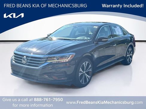 Used 2022 Volkswagen Passat 2.0T SE FWD image 3
