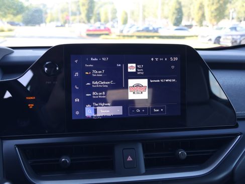 Used 2025 Lexus UX 300h FWD w/ Accessory Package (Z1) image 21