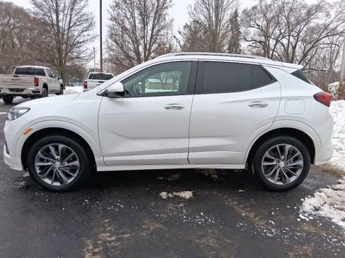 Used 2021 Buick Encore GX Select w/ Sport Touring Package image 3