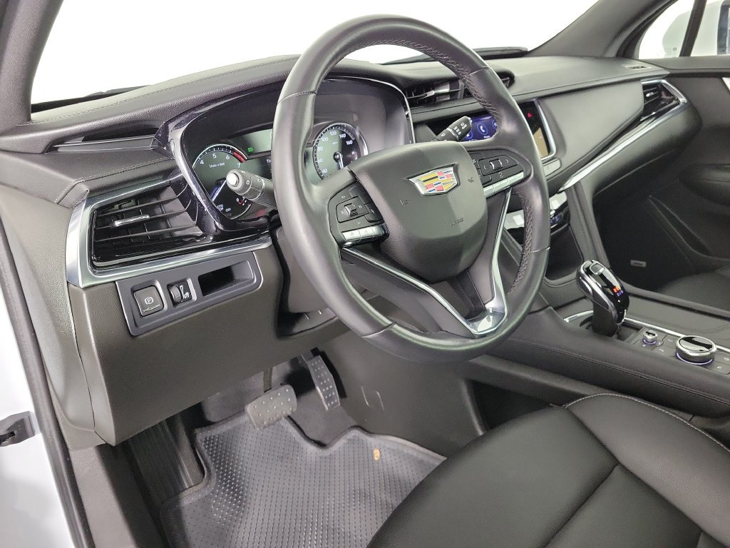 Used 2024 Cadillac XT6 Luxury FWD image 18