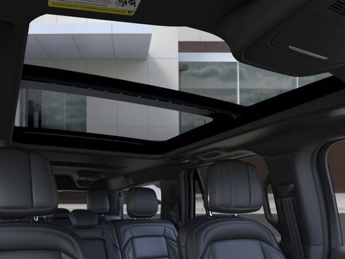 New 2026 Lincoln Navigator L Reserve AWD/4WD image 22