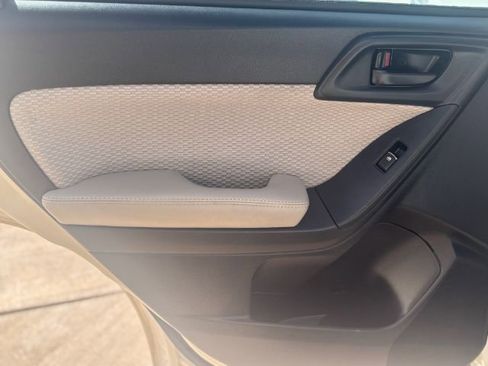 Used 2017 Subaru Forester 2.5i w/ Popular Package #1A image 17