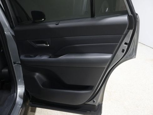 Used 2025 Toyota Grand Highlander FWD image 20