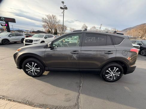 Used 2018 Toyota RAV4 LE w/ All Weather Liner Package image 7