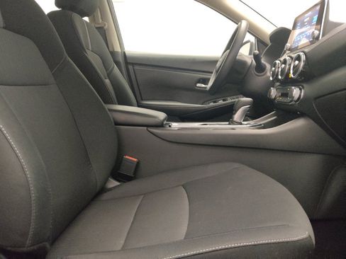 Used 2025 Nissan Sentra SV FWD image 21