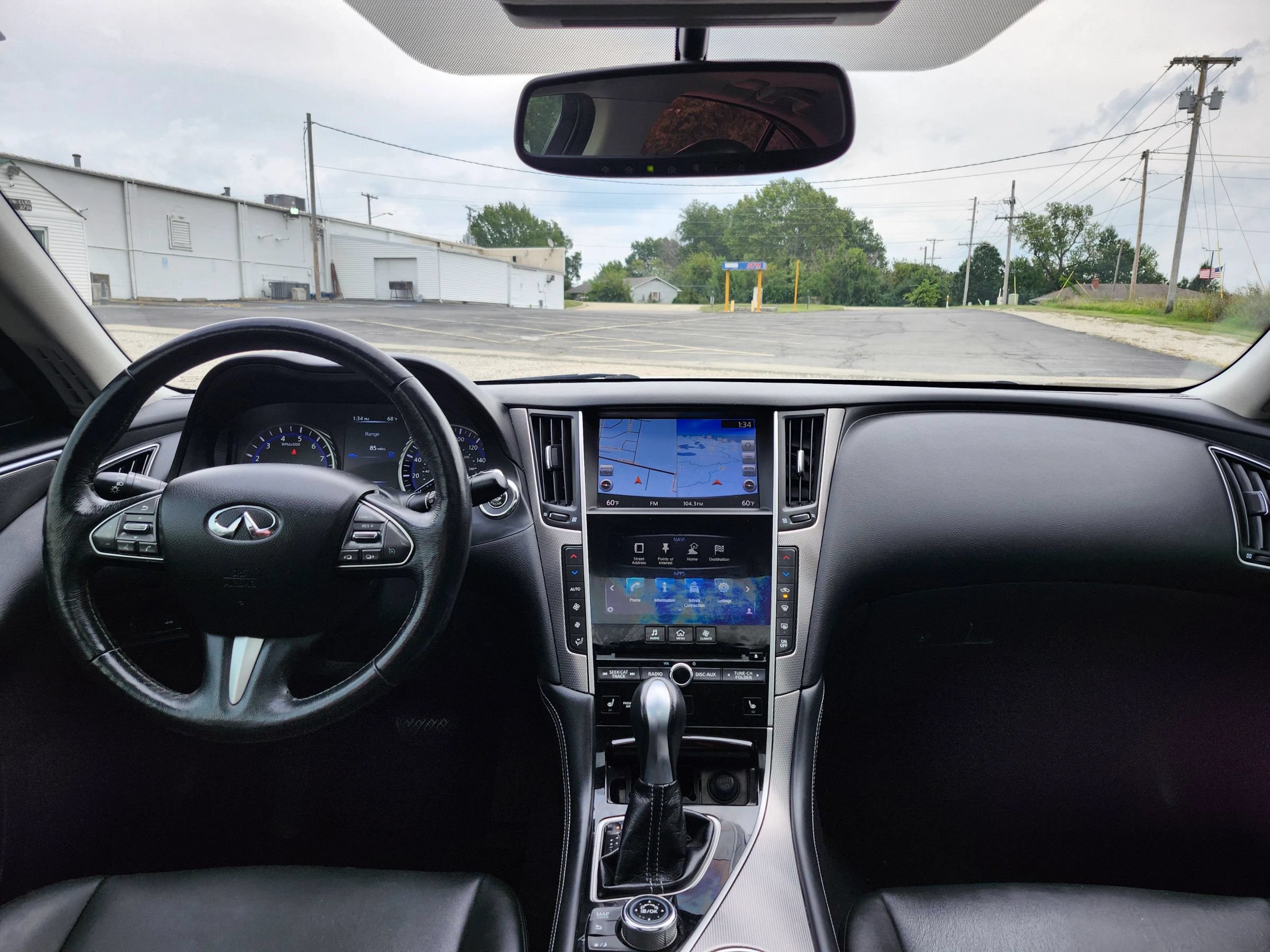 Used 2015 INFINITI Q50 Premium w/ Navigation Package AWD/4WD image 18