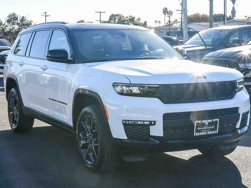 New 2025 Jeep Grand Cherokee L Limited image 3