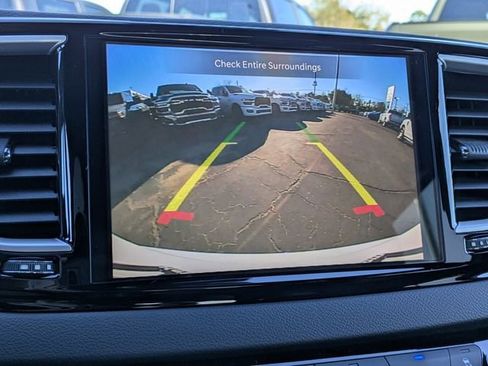 New 2026 Chrysler Voyager LX image 21