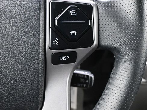 Used 2019 Toyota 4Runner SR5 AWD/4WD image 6
