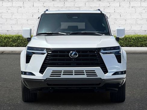 New 2026 Lexus GX 550 w/ Accessory Package (ZB) AWD/4WD image 9
